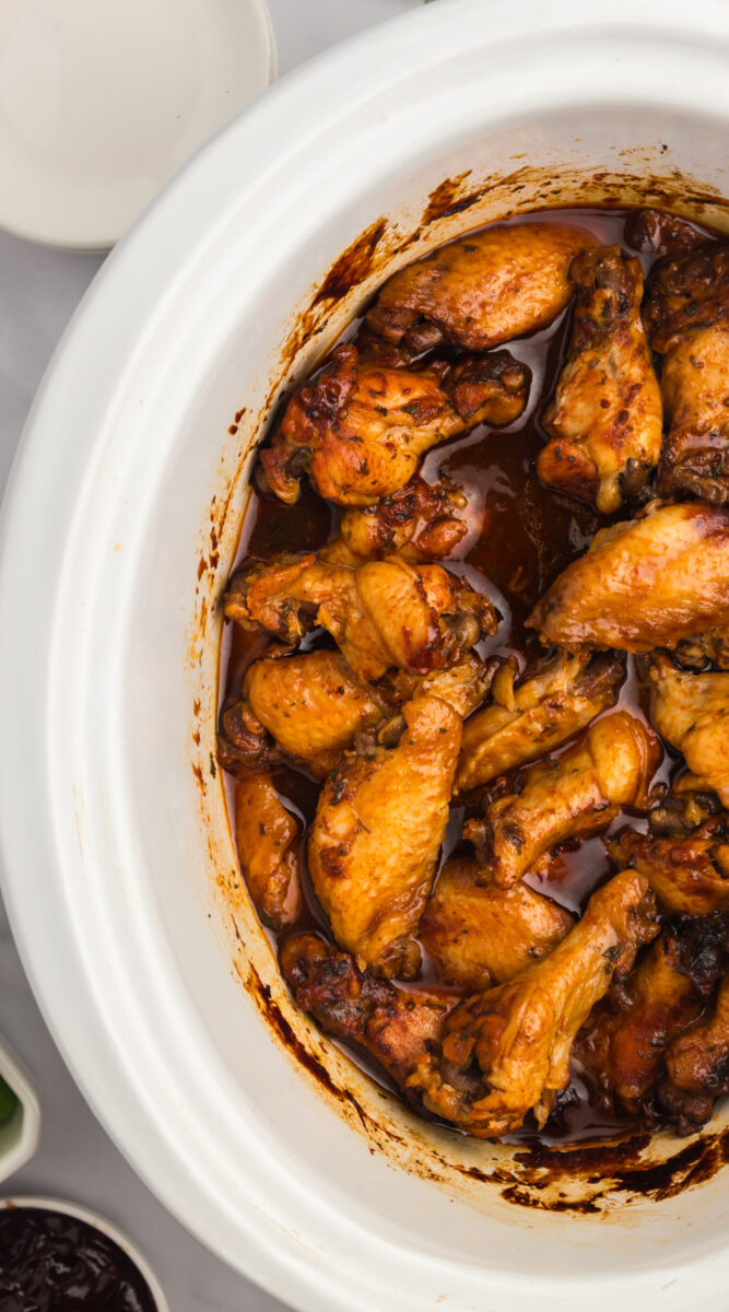 long image of slow cooker bbq chicken wings.