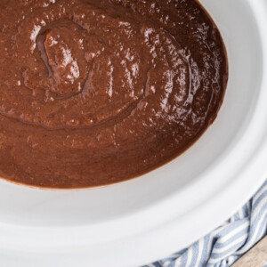 overhead of slow cooker caramel apple butter.