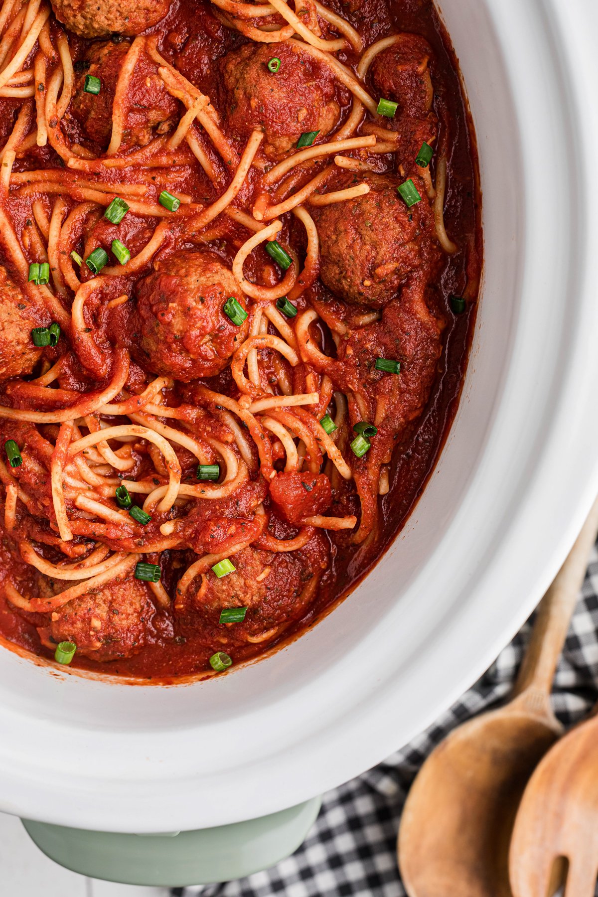 Slow cooker spaghetti and meatballs in a crockpot.
