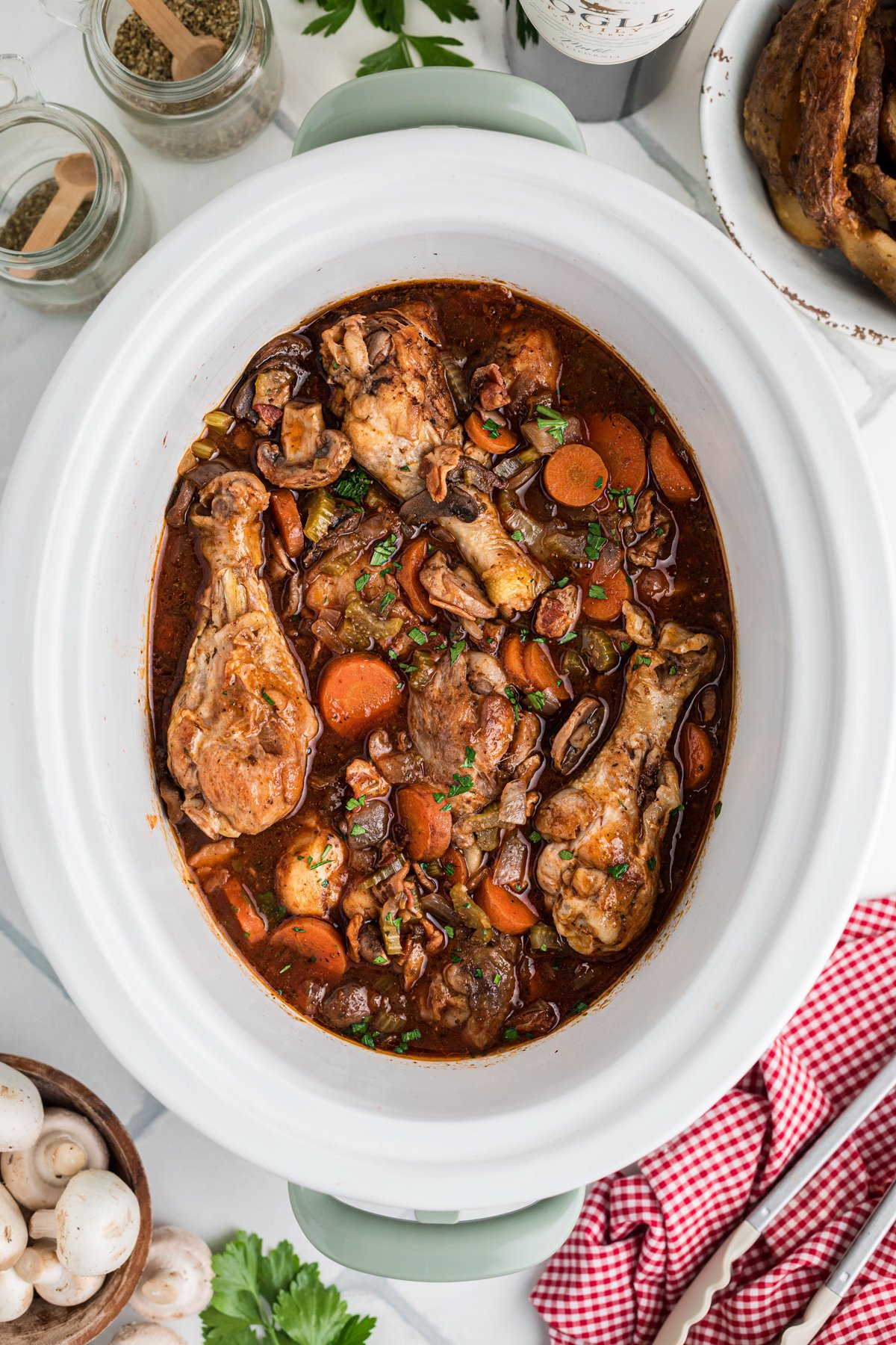 Merlot chicken in a crockpot after cooking.
