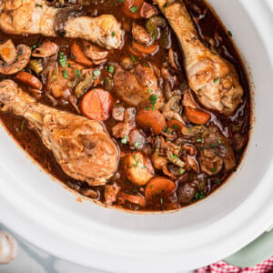 Overhead of slow cooker merlot chicken.