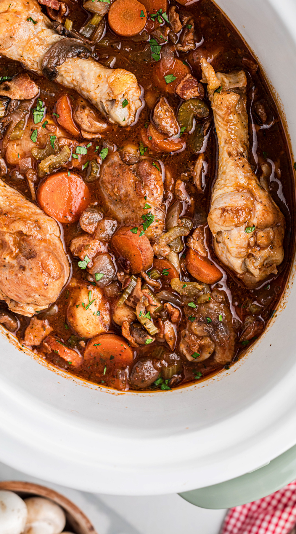 Long image of slow cooker merlot chicken.