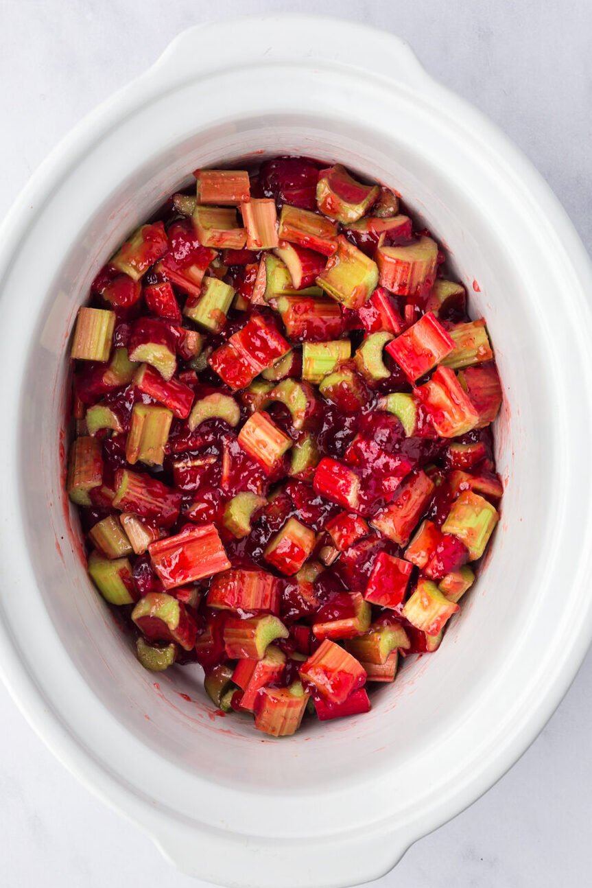 Rhubarb and strawberry jelly in a slow cooker.