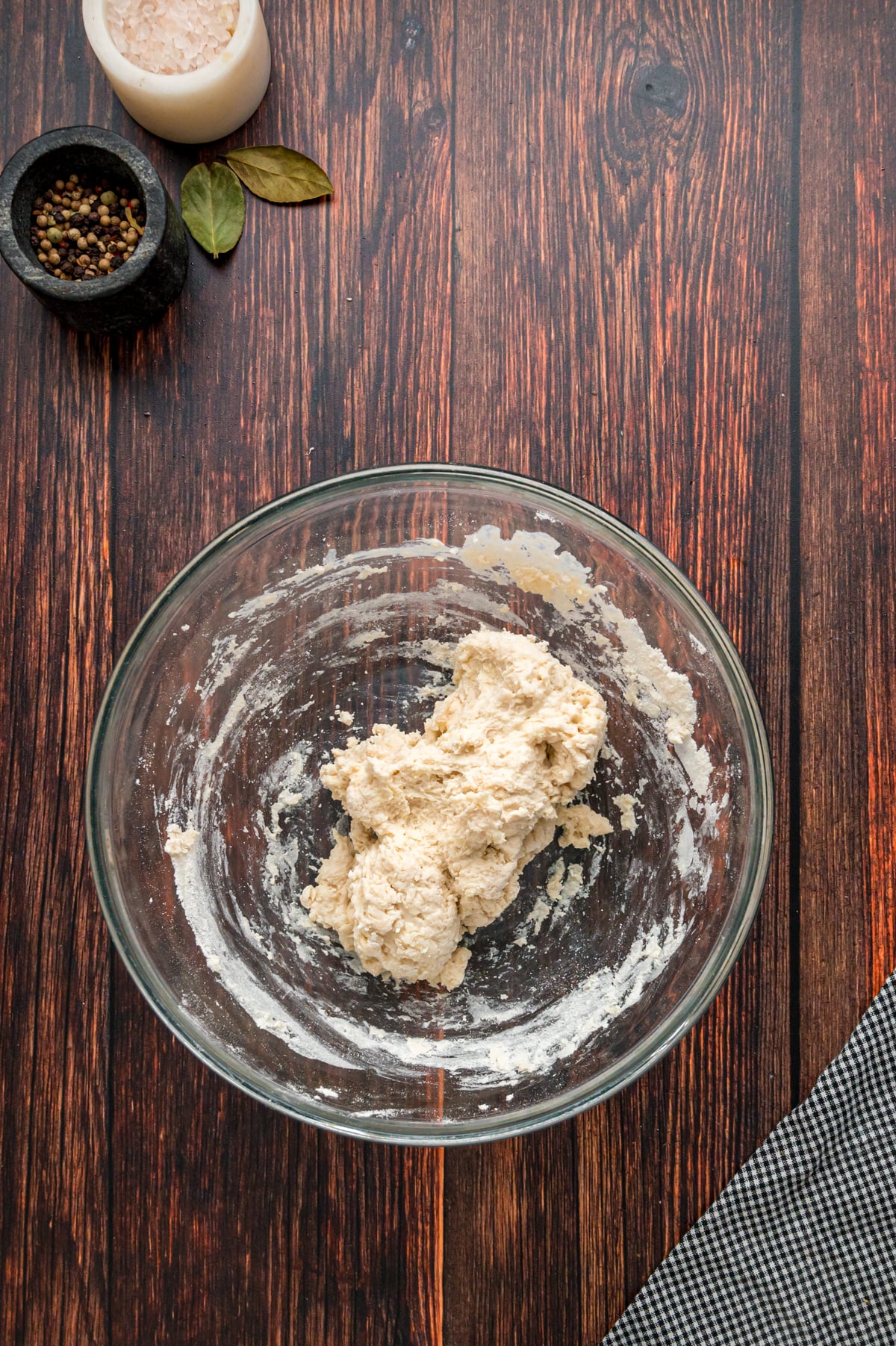 Dumpling mixture in a glass bowl.